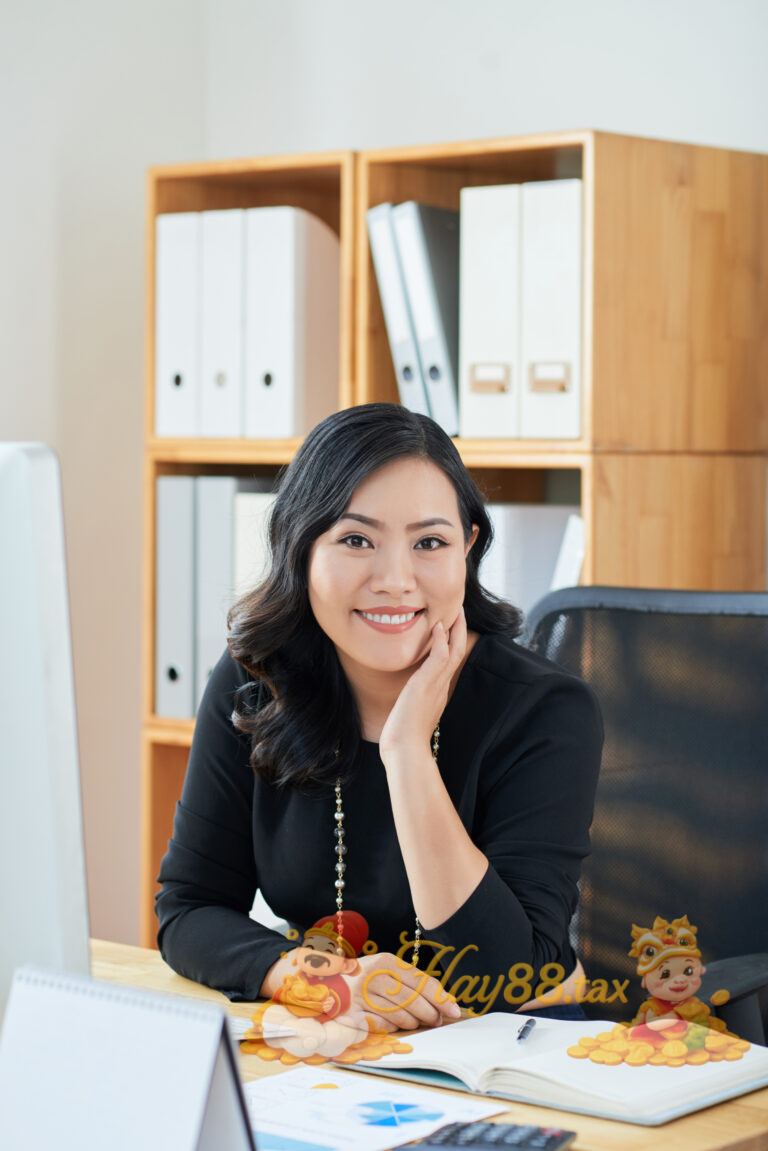 CEO Emma My Trần 1 CEO Emma My Trần là người trực tiếp định hướng chiến lược phát triển Cổng game Hay88.